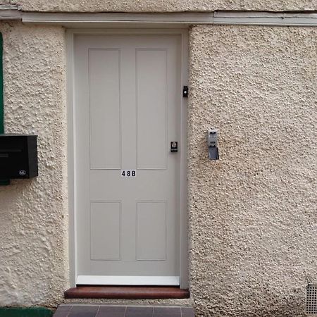 Pass The Keys Renovated Apartment In The Centre Of Canterbury Esterno foto