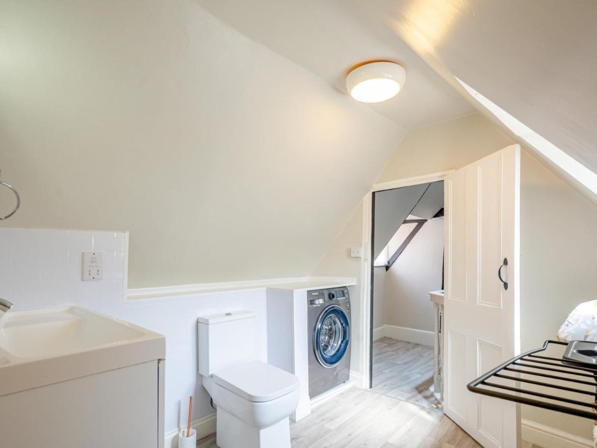 Pass The Keys Renovated Apartment In The Centre Of Canterbury Esterno foto