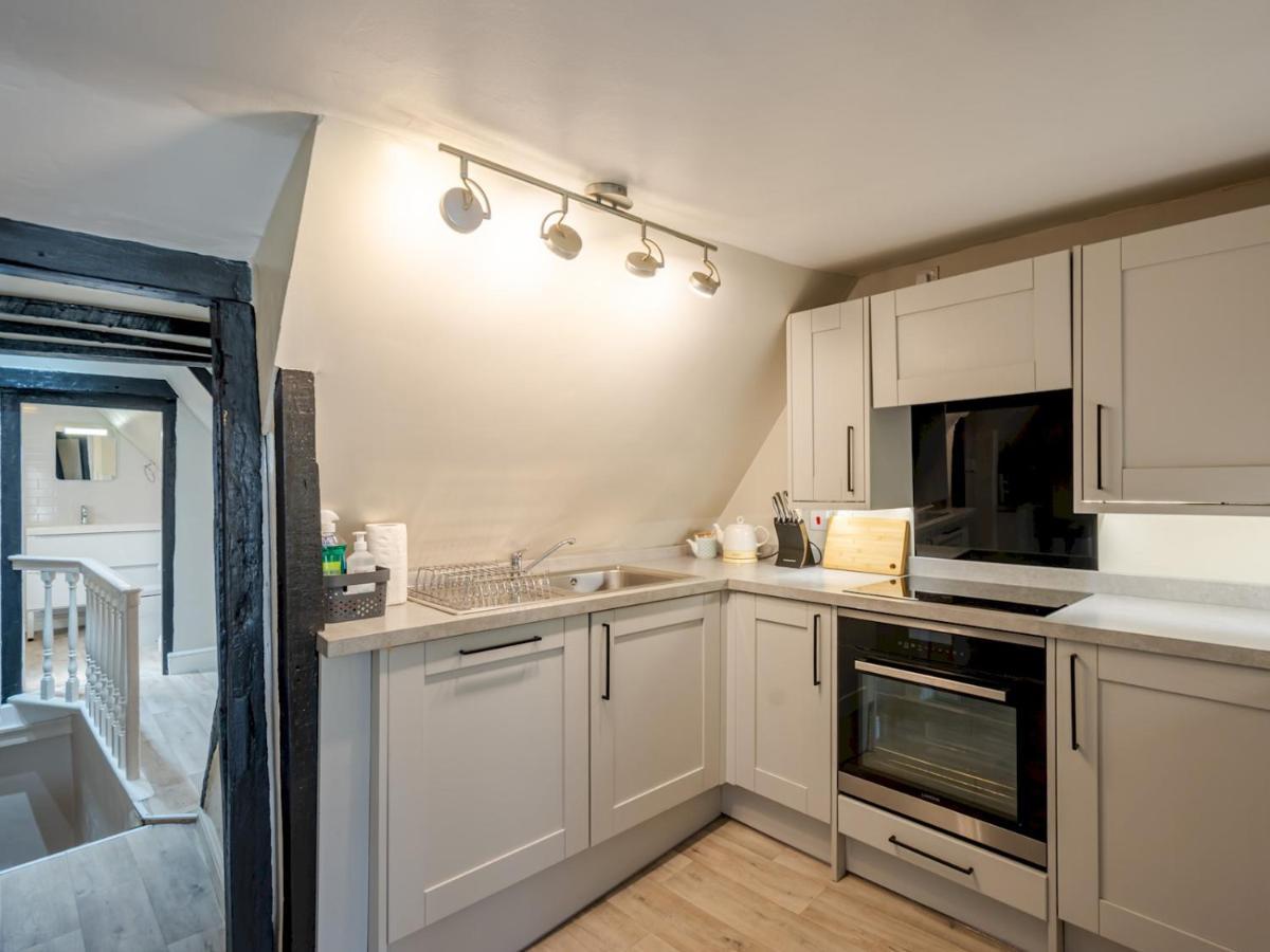 Pass The Keys Renovated Apartment In The Centre Of Canterbury Esterno foto