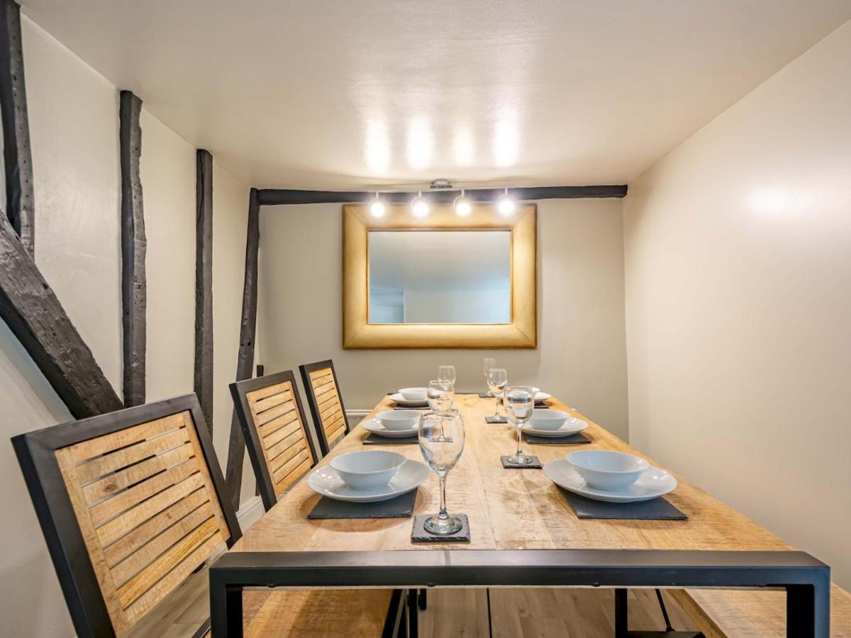 Pass The Keys Renovated Apartment In The Centre Of Canterbury Esterno foto